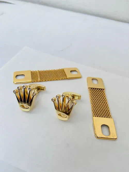 Cufflinks with Box and Chain, Gold & Silver