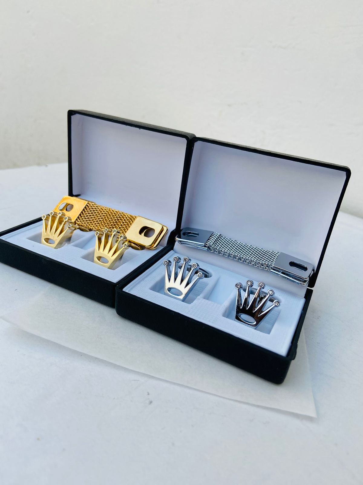 Crown Cufflinks with Logo Box and Chain